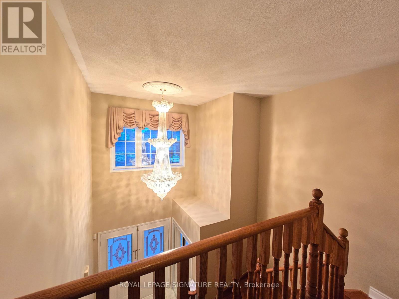 Upper - 181 Brisdale Drive, Brampton, Ontario  L7A 2Y8 - Photo 15 - W12524068