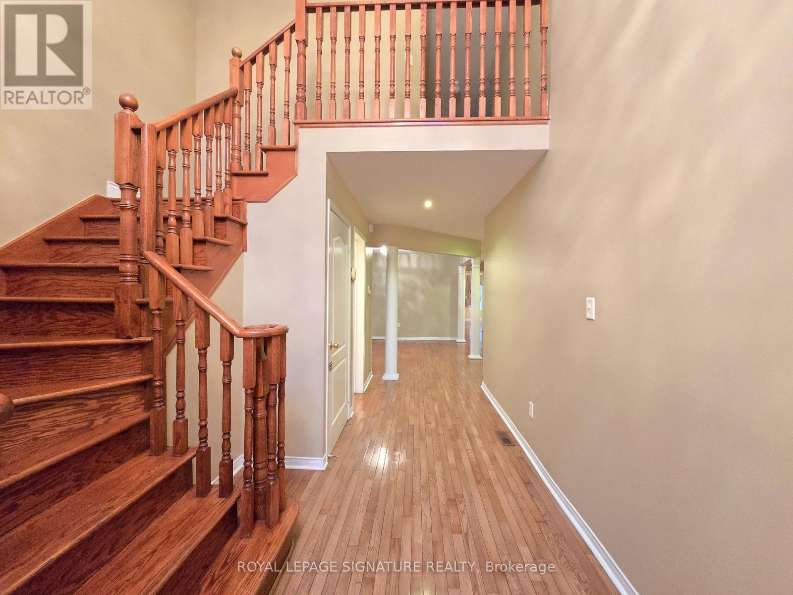 Upper - 181 Brisdale Drive, Brampton, Ontario  L7A 2Y8 - Photo 2 - W12524068