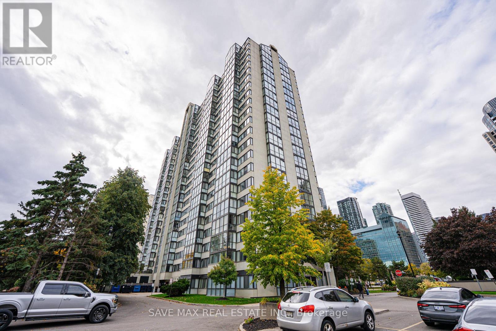 2207 - 350 WEBB DRIVE, Mississauga, Ontario