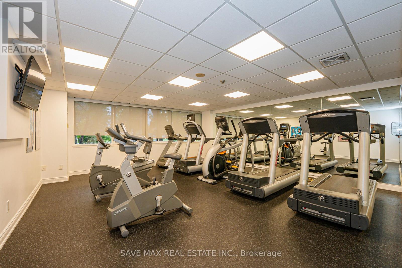 2207 - 350 Webb Drive, Mississauga, Ontario  L5B 3W4 - Photo 35 - W12524070