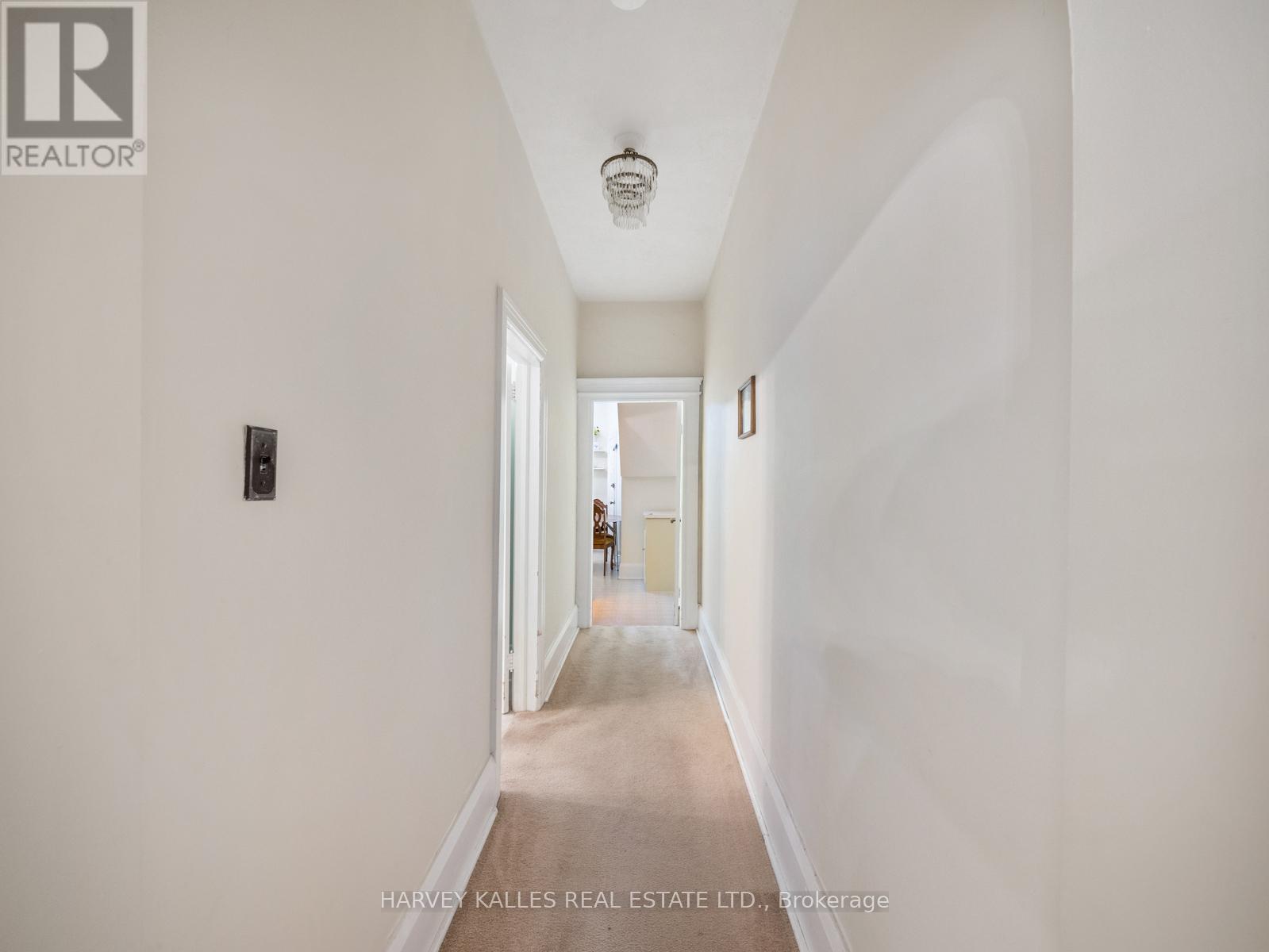 132 Close Avenue, Toronto, Ontario  M6K 2V5 - Photo 11 - W12524112