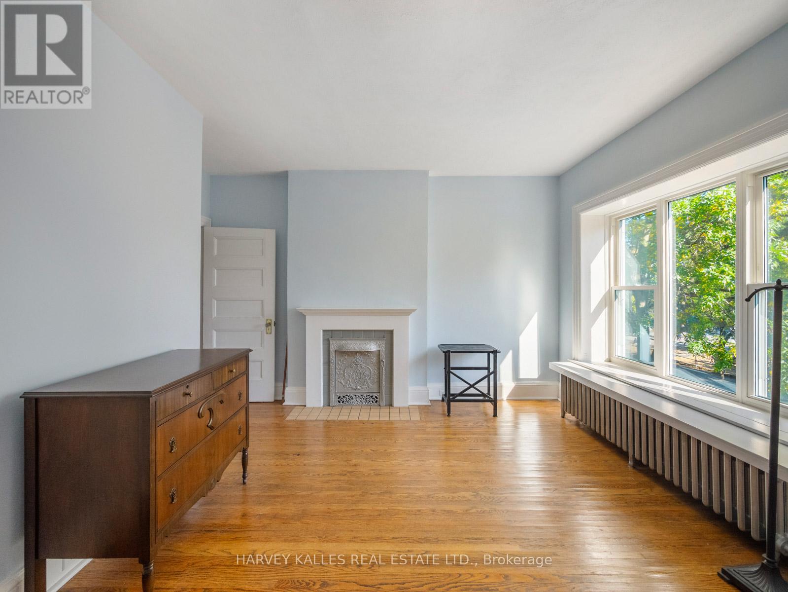 132 Close Avenue, Toronto, Ontario  M6K 2V5 - Photo 24 - W12524112