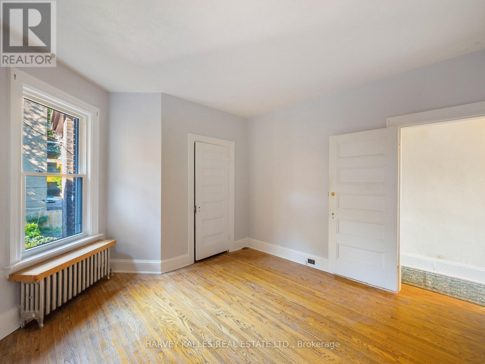 132 Close Avenue, Toronto, Ontario  M6K 2V5 - Photo 27 - W12524112