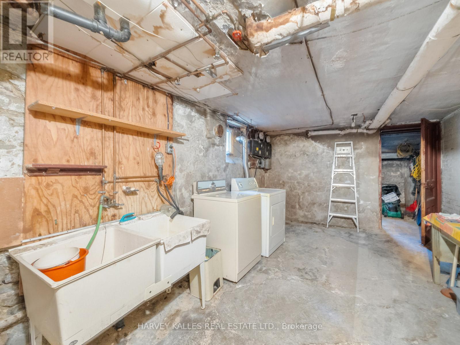 132 Close Avenue, Toronto, Ontario  M6K 2V5 - Photo 42 - W12524112