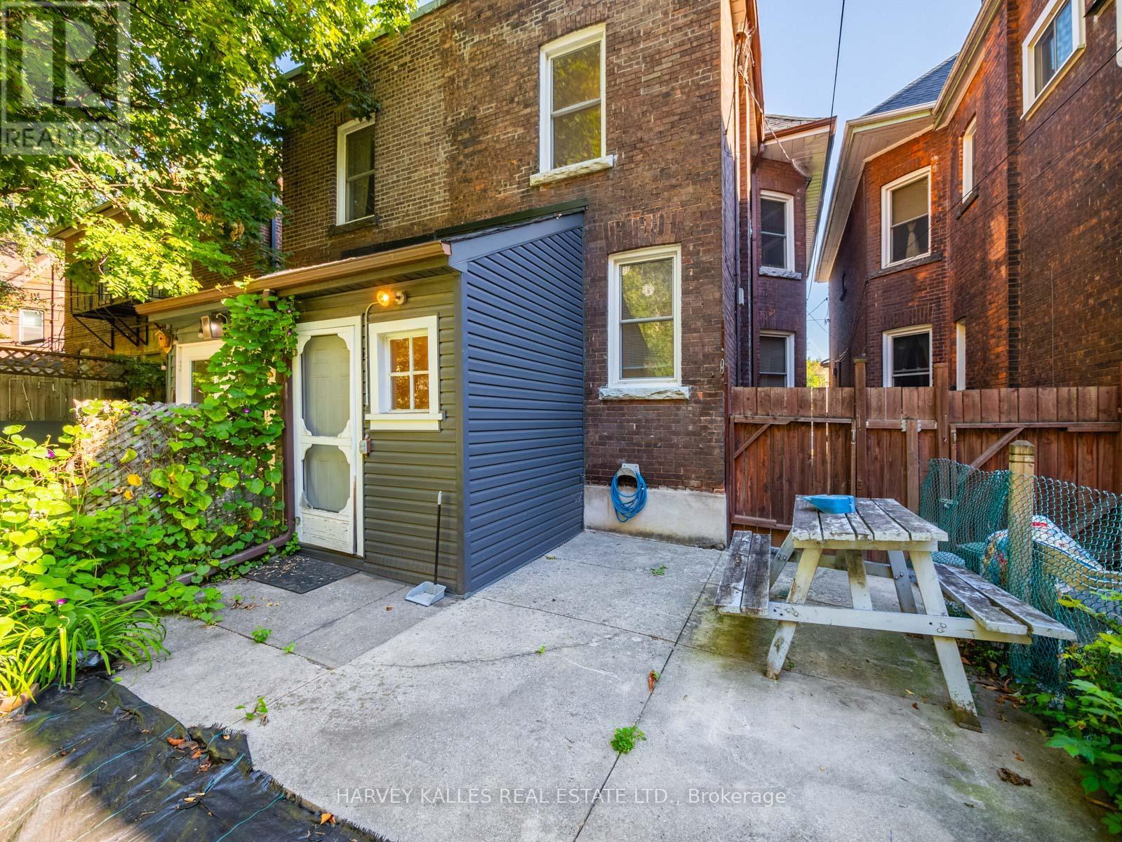 132 Close Avenue, Toronto, Ontario  M6K 2V5 - Photo 48 - W12524112