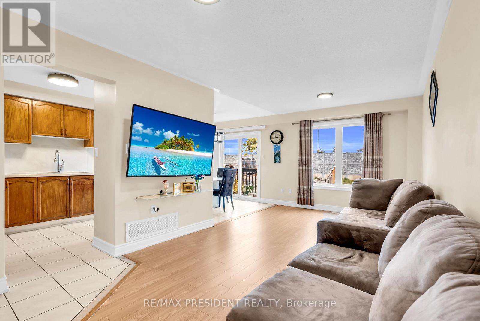 3152 Angel Pass Drive Drive, Mississauga, Ontario  L5M 7R5 - Photo 11 - W12524114