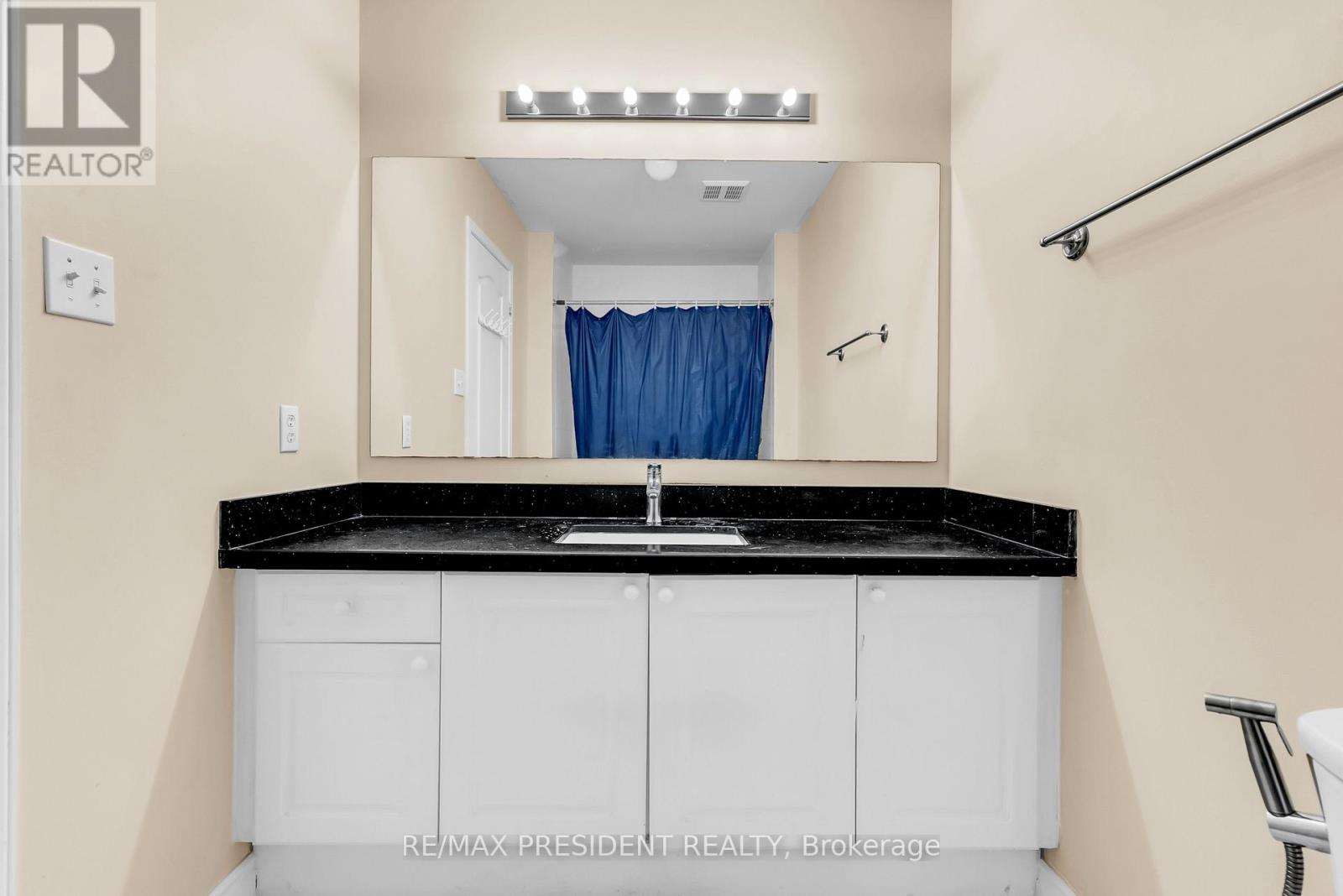 3152 Angel Pass Drive Drive, Mississauga, Ontario  L5M 7R5 - Photo 27 - W12524114