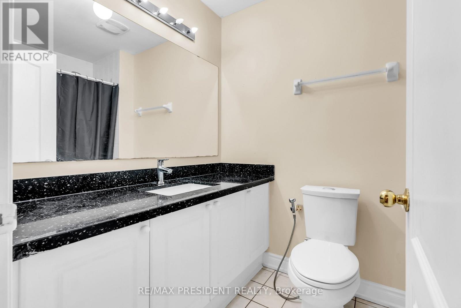 3152 Angel Pass Drive Drive, Mississauga, Ontario  L5M 7R5 - Photo 33 - W12524114