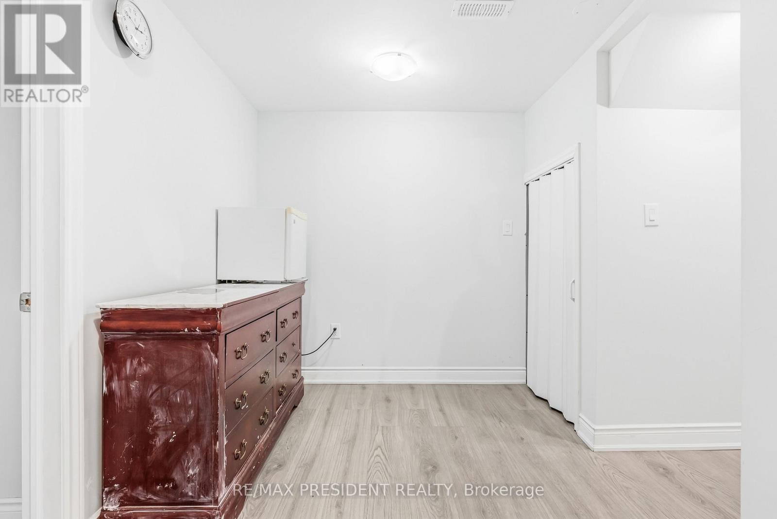 3152 Angel Pass Drive Drive, Mississauga, Ontario  L5M 7R5 - Photo 35 - W12524114