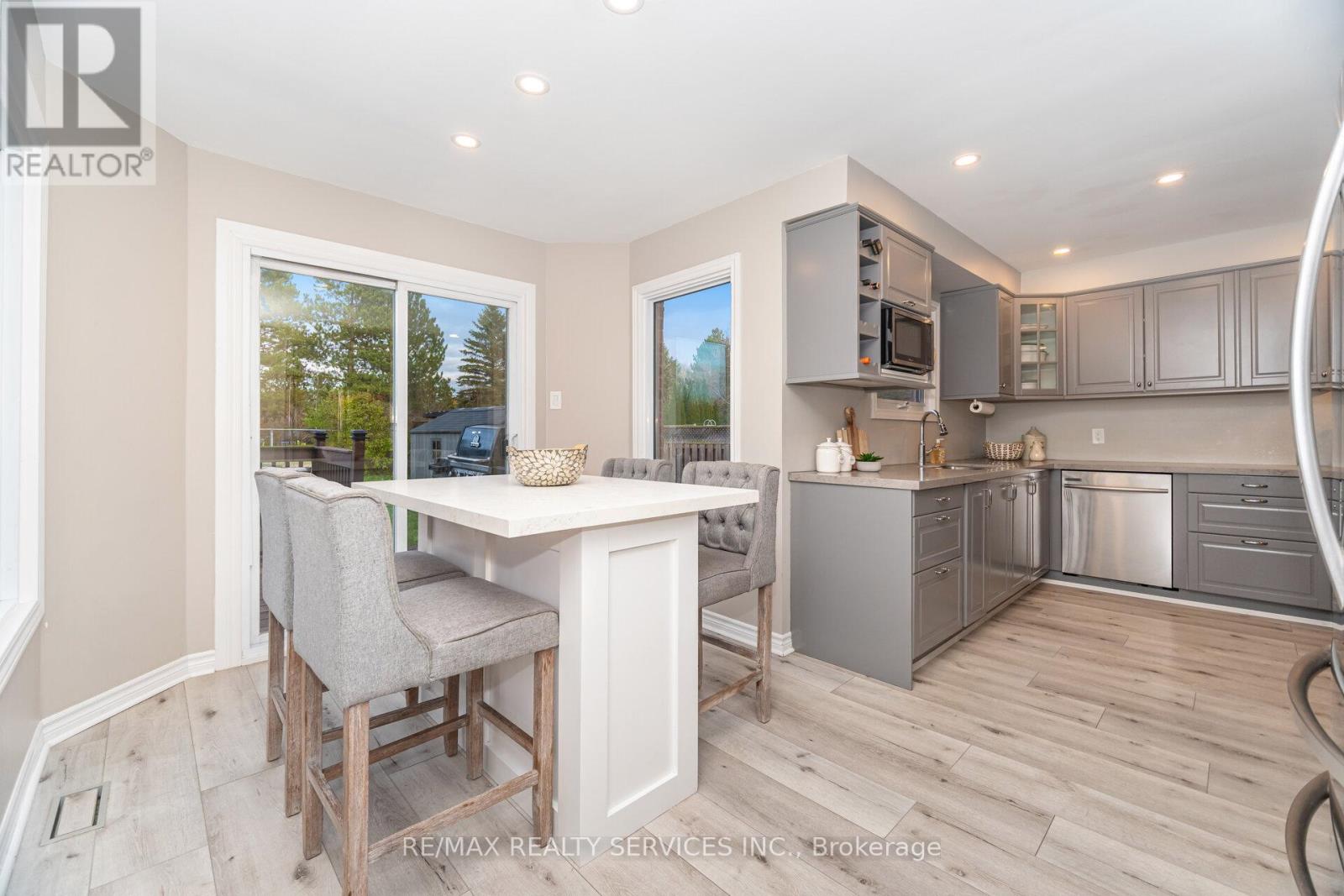 25 Deer Valley Drive, Caledon, Ontario L7E 2E3 - Photo 19 - W12524142