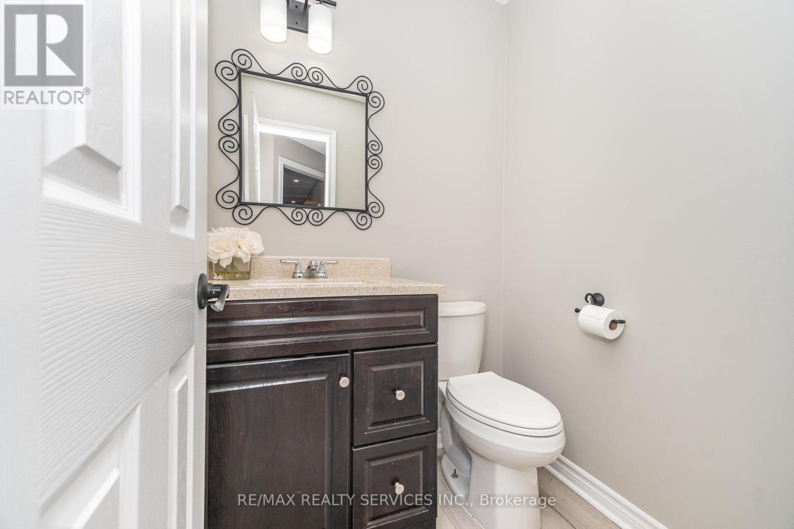 25 Deer Valley Drive, Caledon, Ontario L7E 2E3 - Photo 21 - W12524142