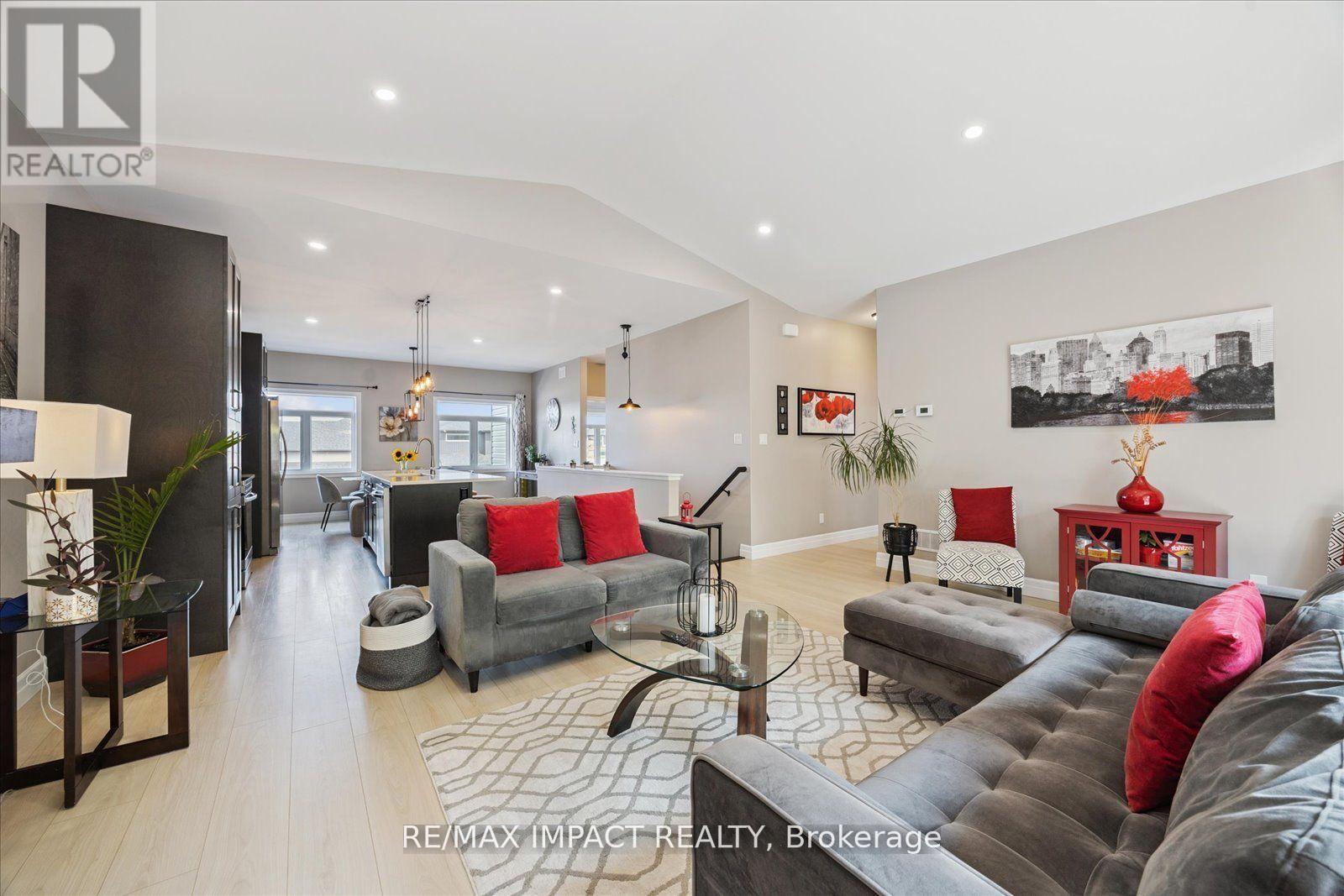 53 Meagan Lane, Quinte West, Ontario K0K 2C0 - Photo 8 - X12524154