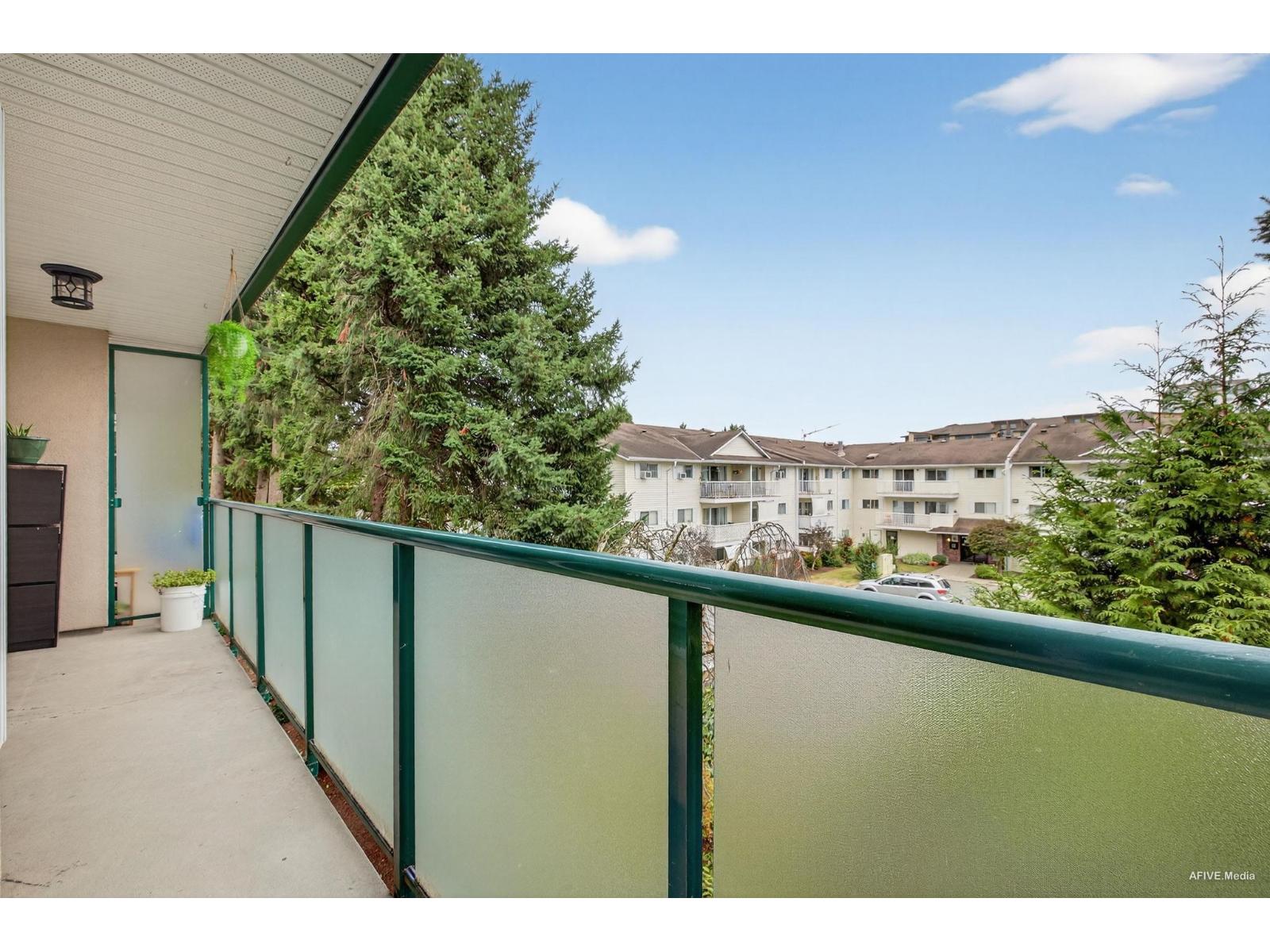 307 2958 Trethewey Street, Abbotsford, British Columbia  V2T 6P6 - Photo 8 - R3065763