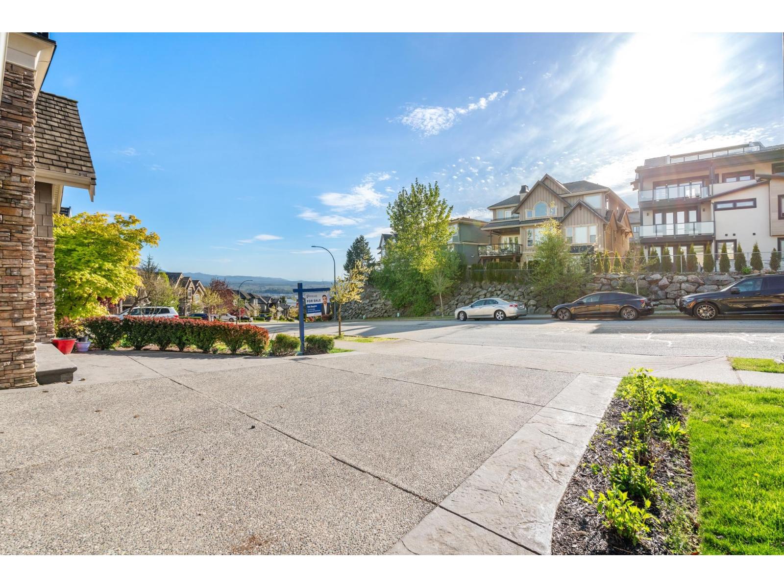 2722 Eagle Mountain Drive, Abbotsford, British Columbia  V3G 0C4 - Photo 3 - R3065786