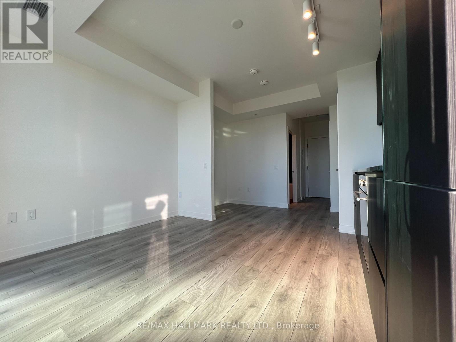 1303 - 110 Broadway Avenue, Toronto, Ontario  M4P 1V7 - Photo 11 - C12517050