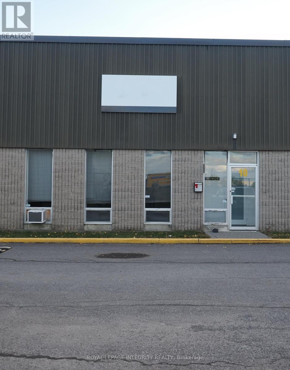 10 - 2295 Stevenage Drive, Ottawa, Ontario K1G 3W1 - Photo 2 - X12524214