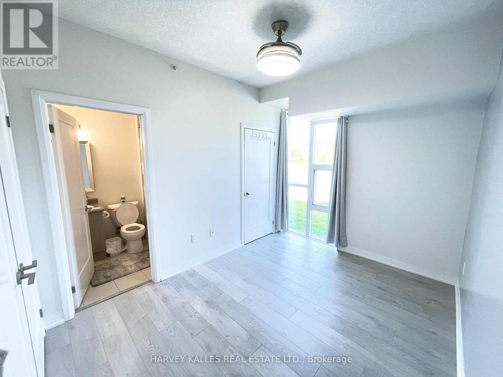 109 - 10 Concord Place, Grimsby, Ontario  L3M 0G6 - Photo 11 - X12523926