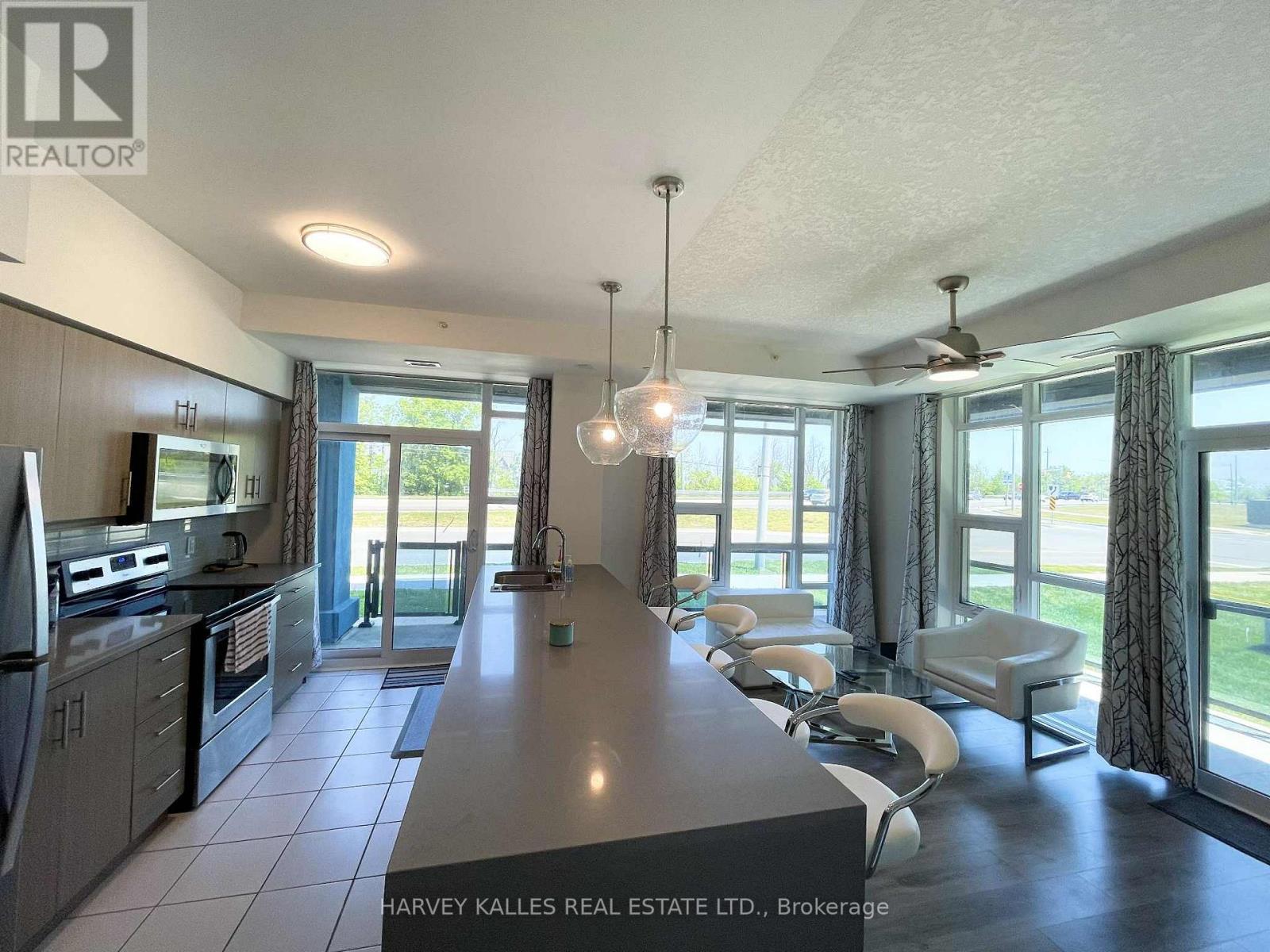 109 - 10 Concord Place, Grimsby, Ontario  L3M 0G6 - Photo 8 - X12523926