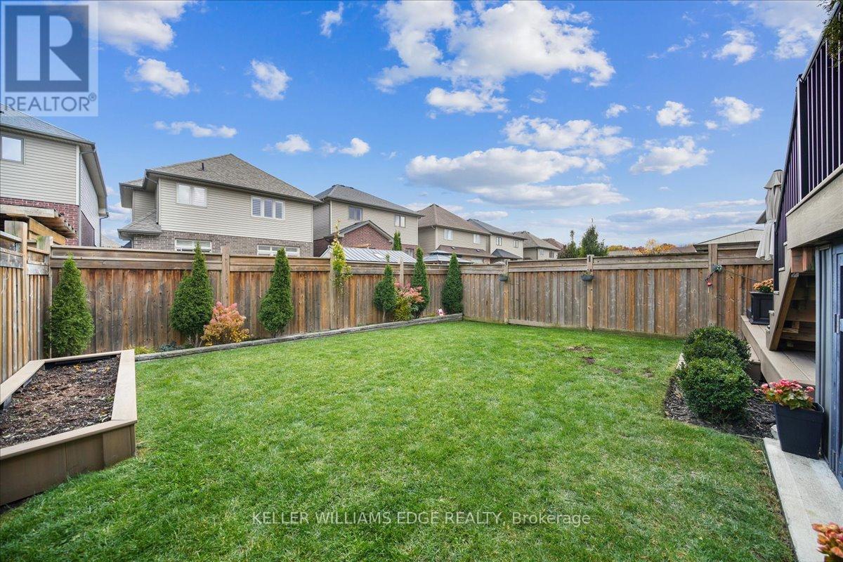 103 Cutts Crescent, Hamilton, Ontario  L0R 1C0 - Photo 40 - X12523962