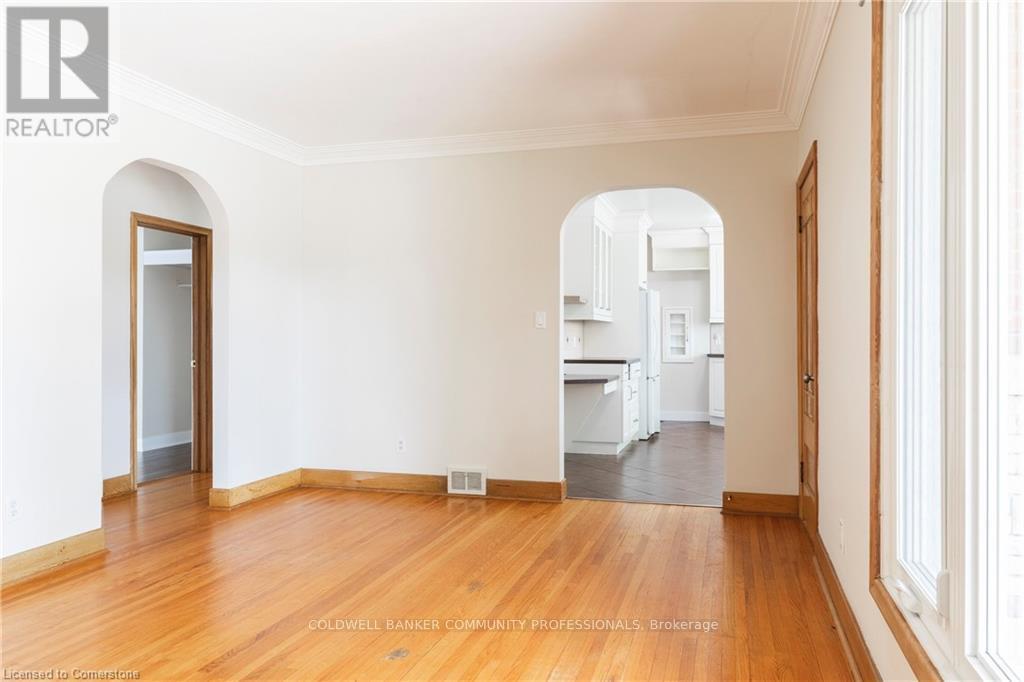 18 Masterson Drive, St. Catharines, Ontario  L2T 3P1 - Photo 10 - X12523970