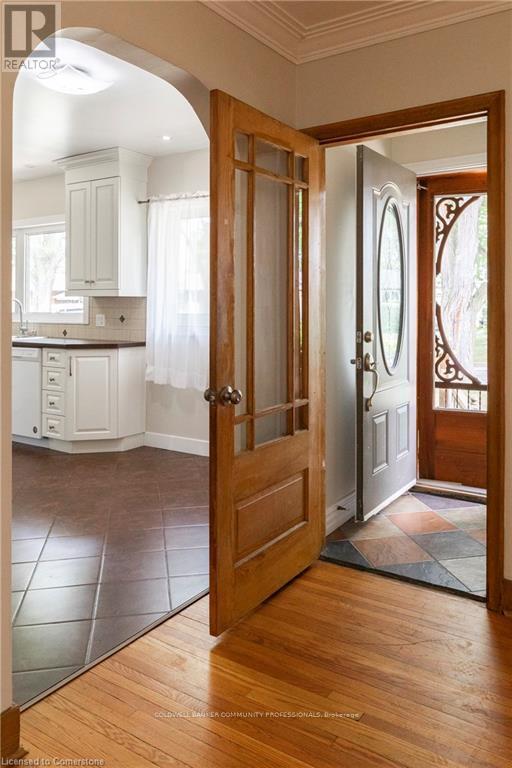 18 Masterson Drive, St. Catharines, Ontario  L2T 3P1 - Photo 5 - X12523970