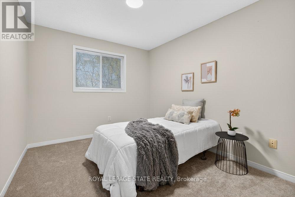 37 - 76 Frances Avenue, Hamilton, Ontario  L8E 5X2 - Photo 23 - X12523994