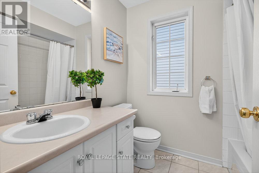 37 - 76 Frances Avenue, Hamilton, Ontario  L8E 5X2 - Photo 24 - X12523994