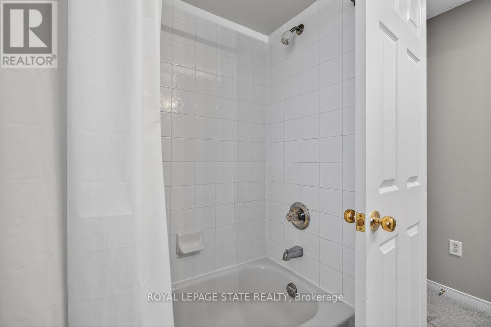 37 - 76 Frances Avenue, Hamilton, Ontario  L8E 5X2 - Photo 25 - X12523994