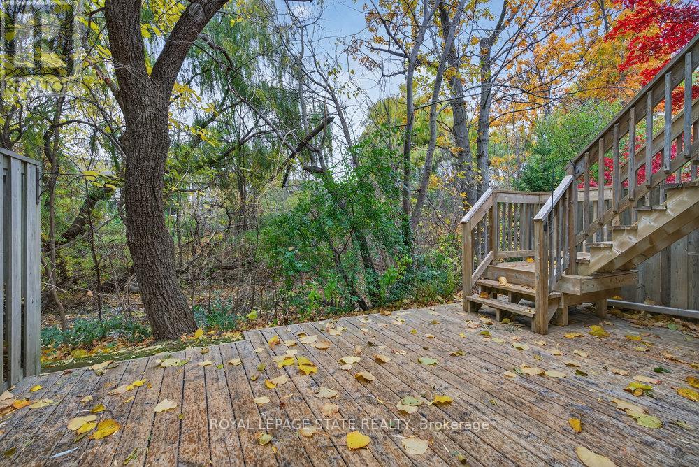 37 - 76 Frances Avenue, Hamilton, Ontario  L8E 5X2 - Photo 36 - X12523994