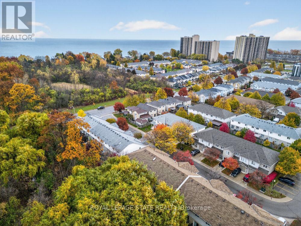 37 - 76 Frances Avenue, Hamilton, Ontario  L8E 5X2 - Photo 7 - X12523994