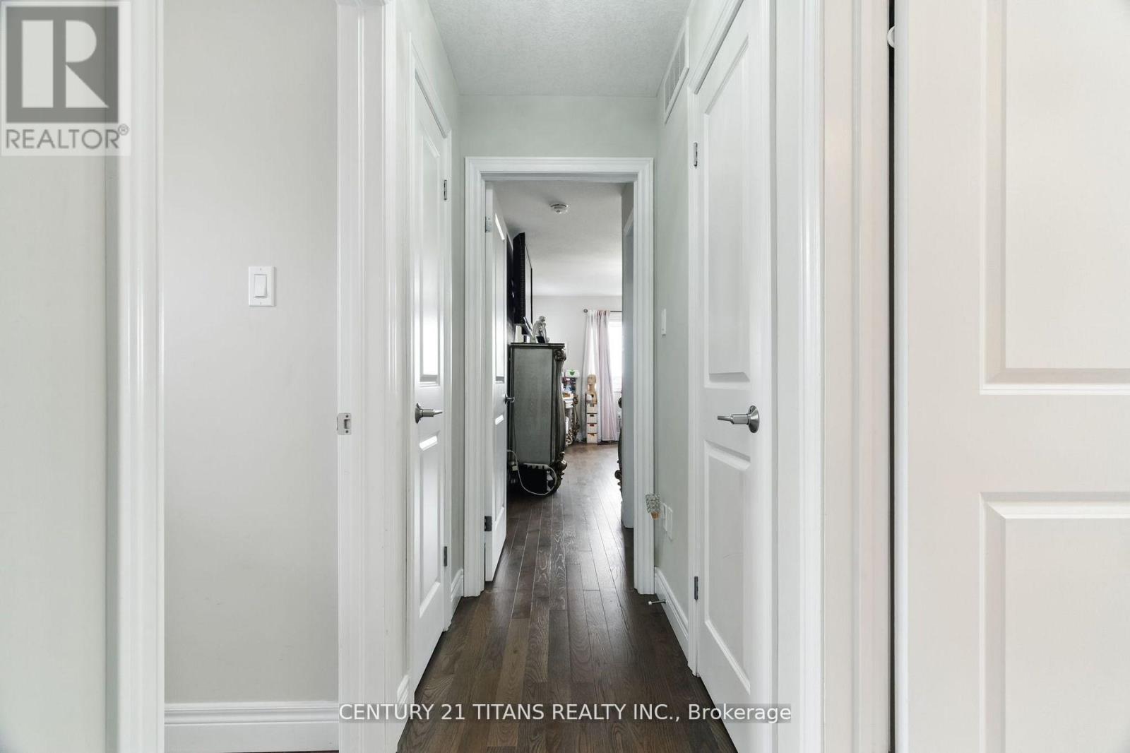 2 Sparrow Crescent E, East Luther Grand Valley, Ontario  L9W 7P2 - Photo 25 - X12524026