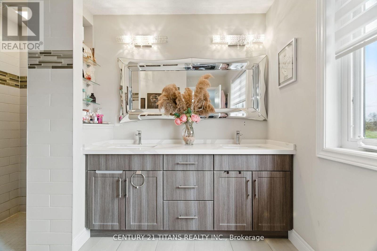 2 Sparrow Crescent E, East Luther Grand Valley, Ontario  L9W 7P2 - Photo 28 - X12524026