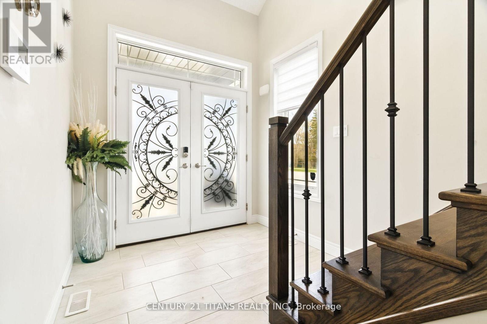 2 Sparrow Crescent E, East Luther Grand Valley, Ontario  L9W 7P2 - Photo 4 - X12524026