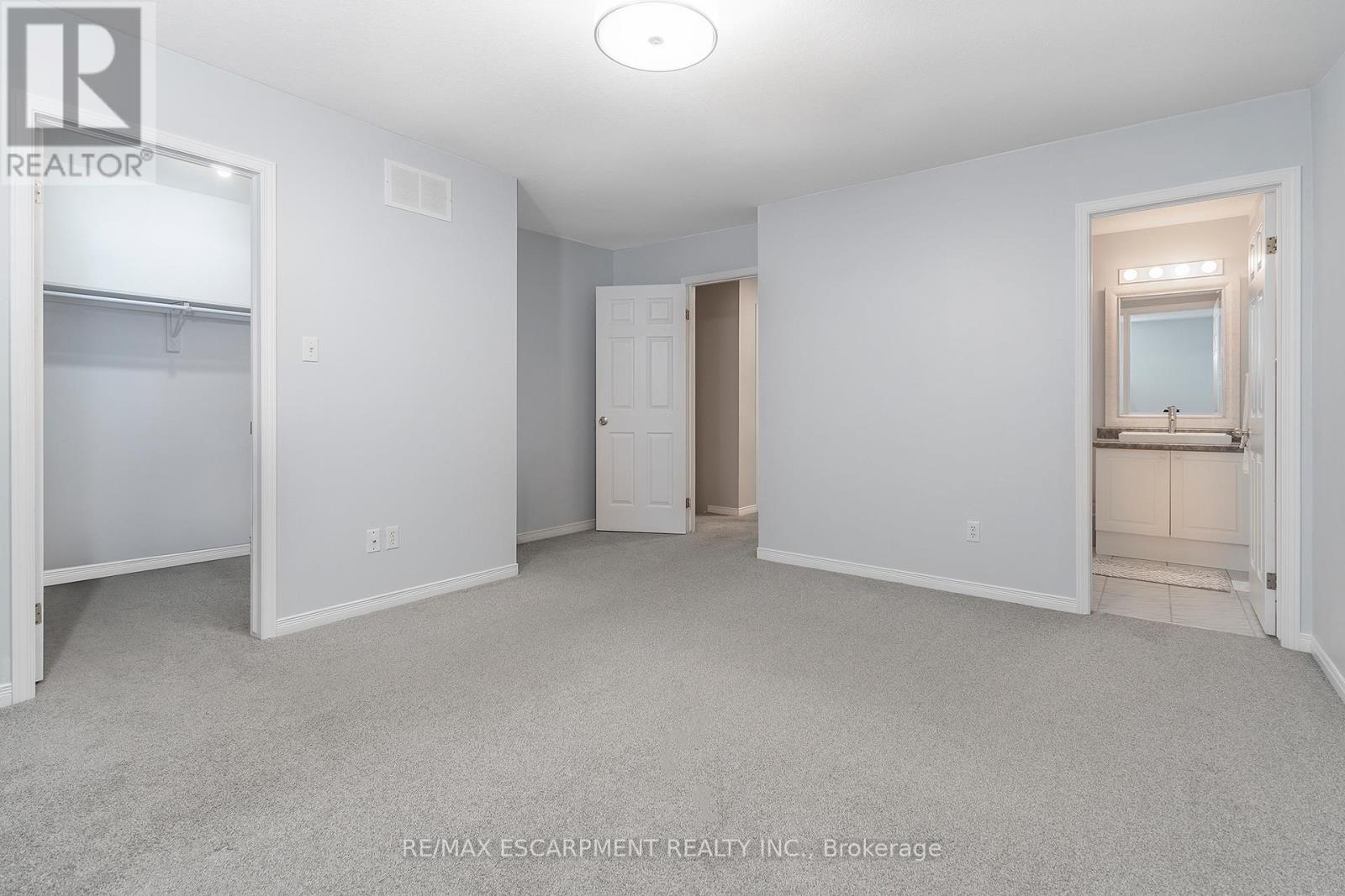 10 - 1523 Upper Gage Avenue, Hamilton, Ontario  L8W 1E6 - Photo 10 - X12524084