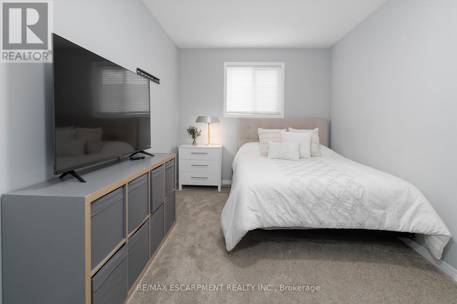 10 - 1523 Upper Gage Avenue, Hamilton, Ontario  L8W 1E6 - Photo 13 - X12524084