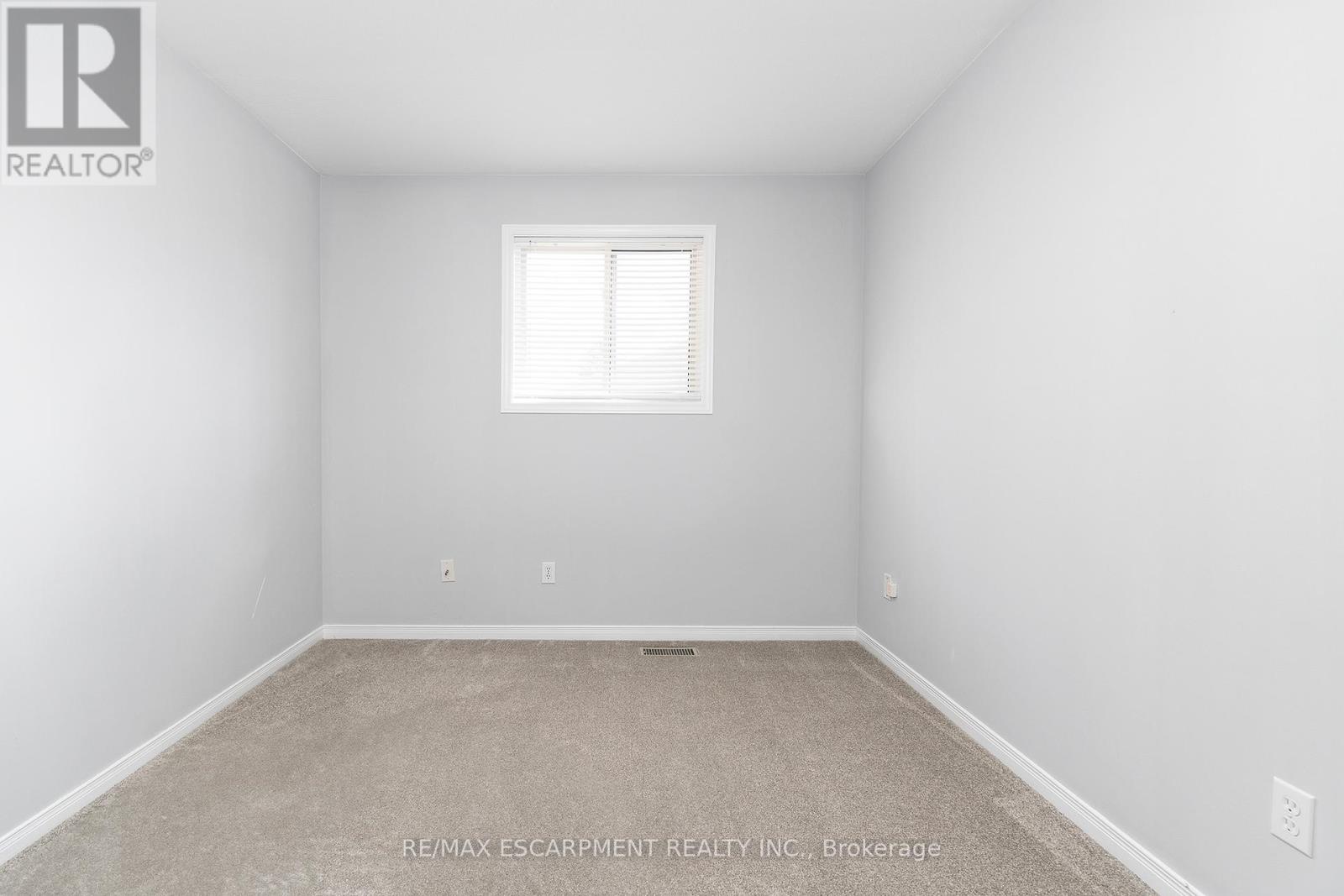 10 - 1523 Upper Gage Avenue, Hamilton, Ontario  L8W 1E6 - Photo 14 - X12524084