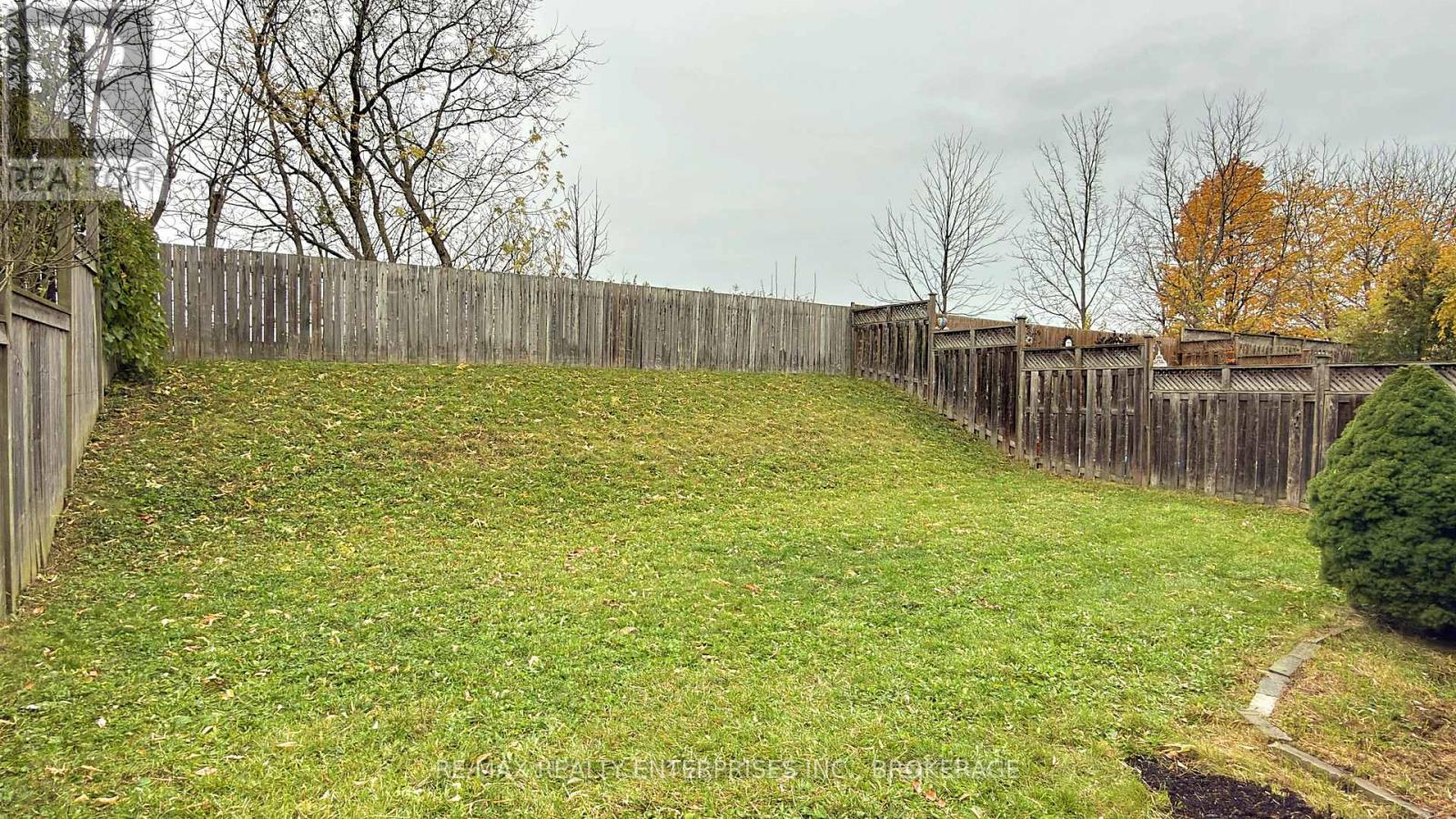 22 Ravine Road, St. Catharines, Ontario L2P 3A7 - Photo 25 - X12524210