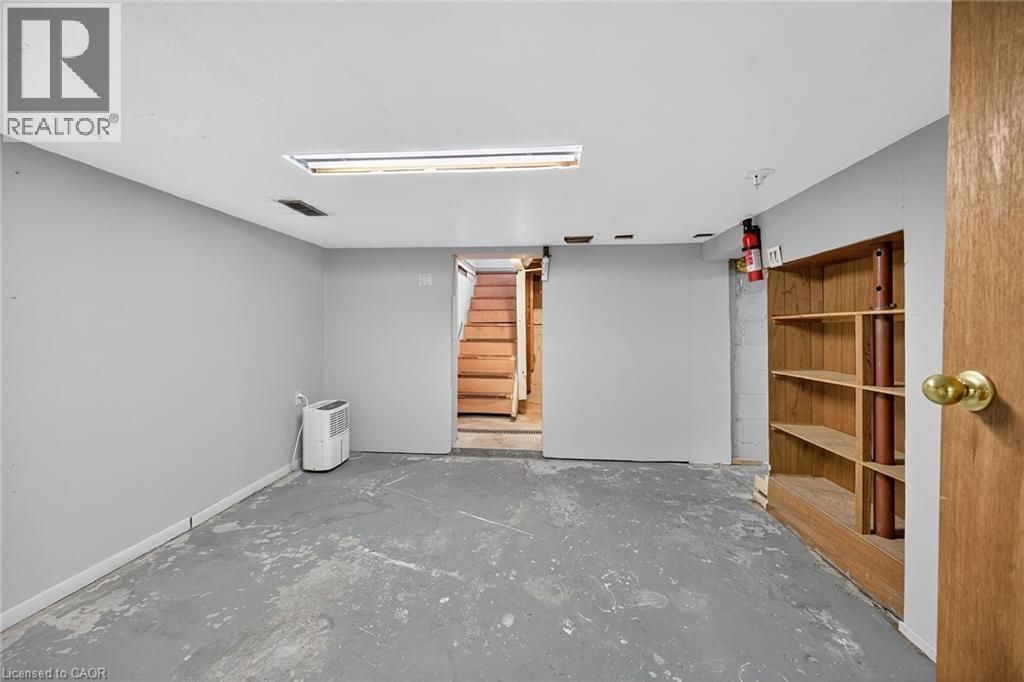 49 East 33rd Street, Hamilton, Ontario  L8V 3S9 - Photo 26 - 40786757