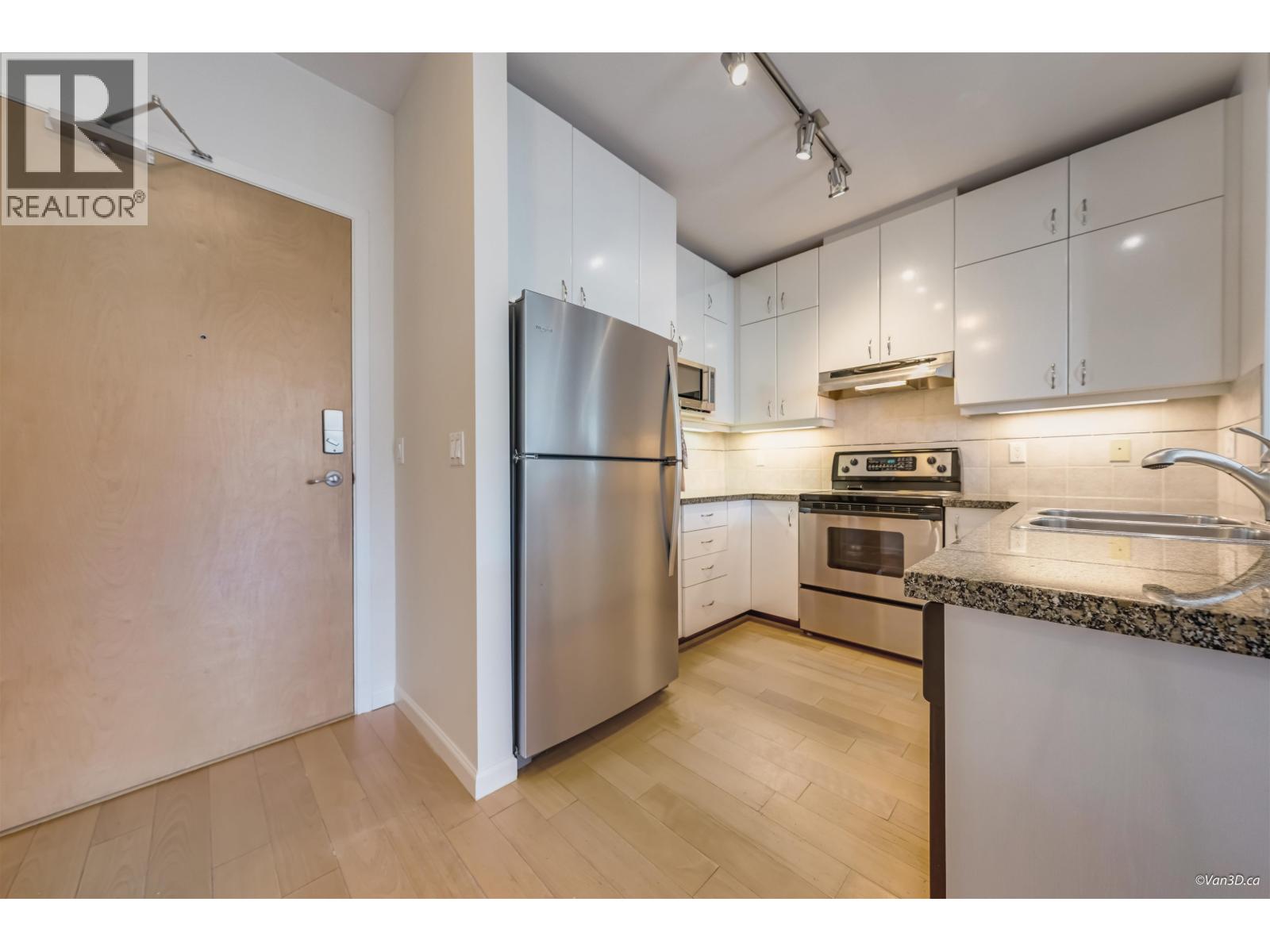 309 580 Raven Woods Drive, North Vancouver, British Columbia V7G 2T2 - Photo 7 - R3065833