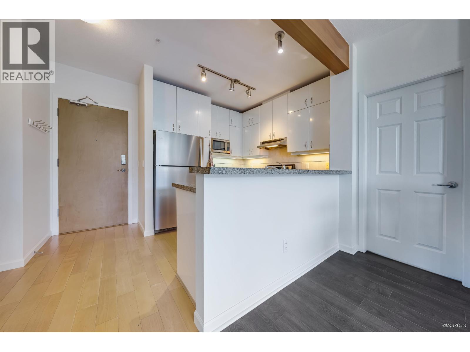 309 580 Raven Woods Drive, North Vancouver, British Columbia V7G 2T2 - Photo 8 - R3065833