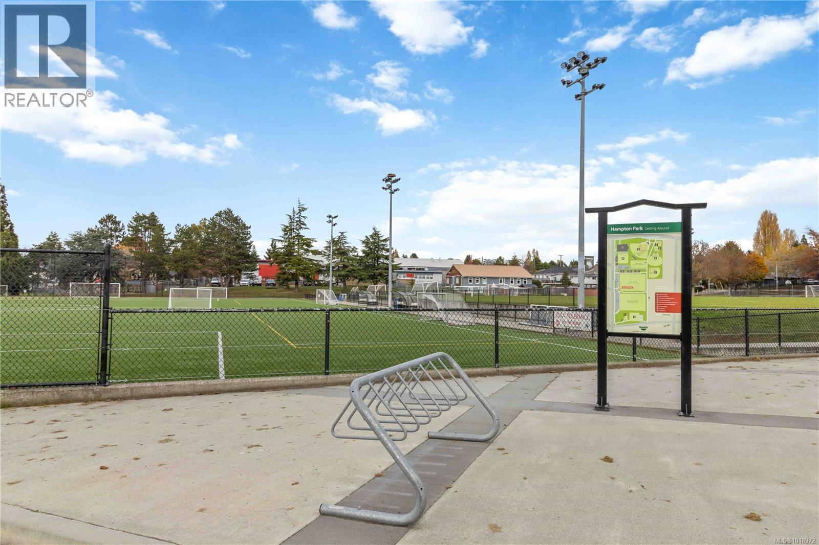 21 Hampton Rd, Saanich, British Columbia  V8Z 1G5 - Photo 51 - 1018972