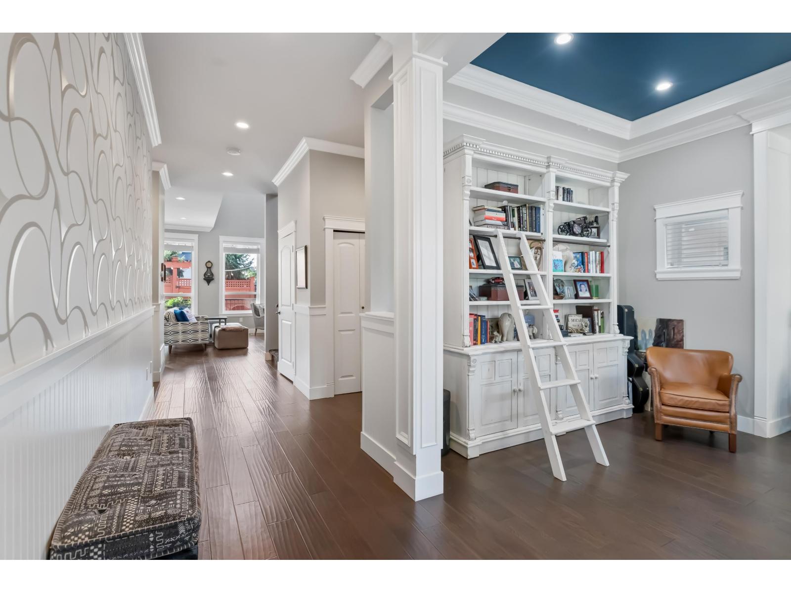 8049 211a Street, Langley, British Columbia  V2Y 0J5 - Photo 3 - R3065397