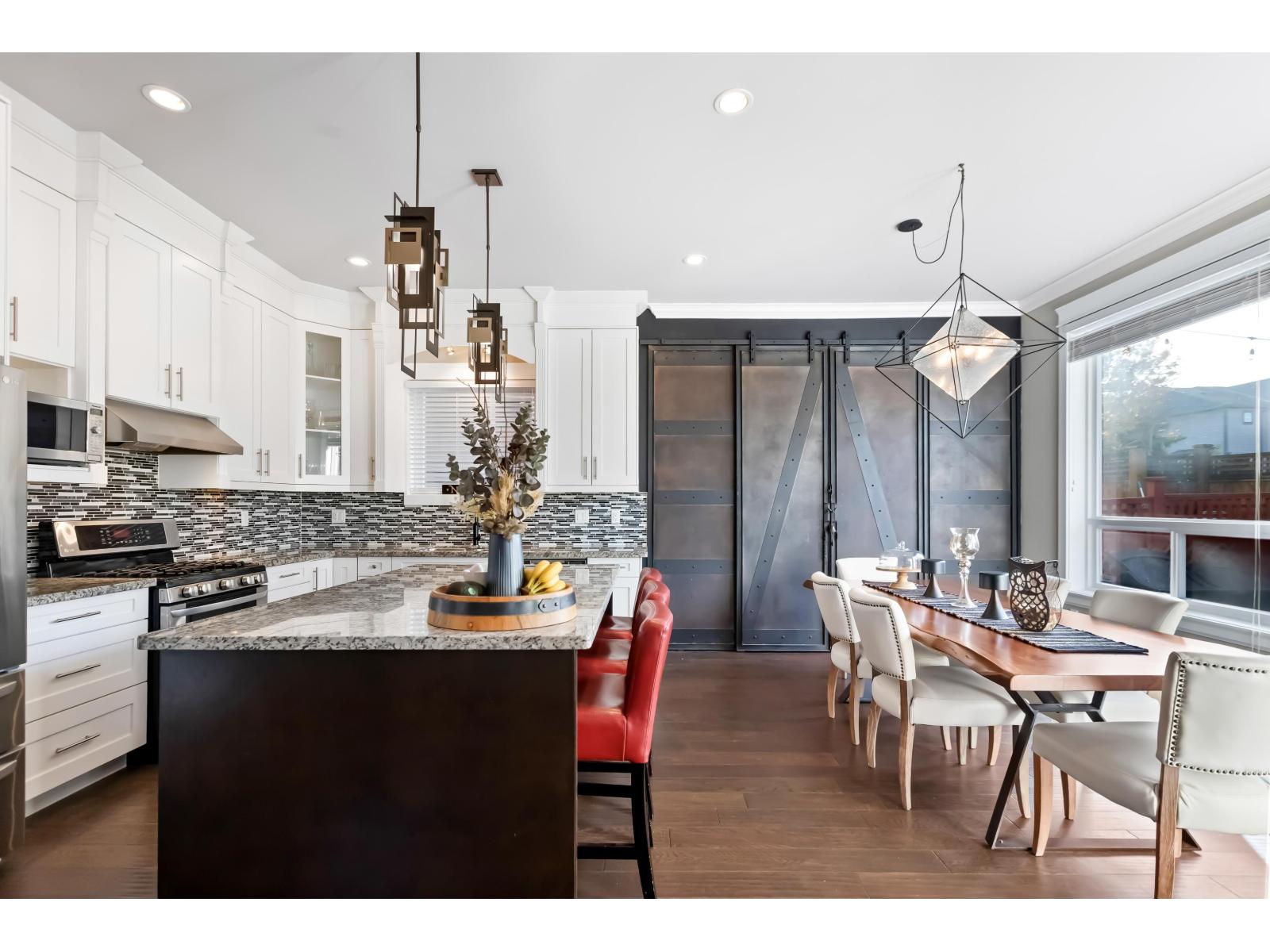 8049 211a Street, Langley, British Columbia  V2Y 0J5 - Photo 12 - R3065397