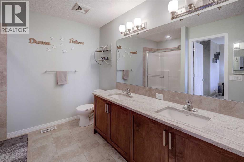 468 Hillcrest Circle Sw, Airdrie, Alberta  T4B 4B3 - Photo 16 - A2262525