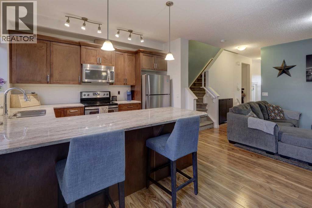 468 Hillcrest Circle Sw, Airdrie, Alberta  T4B 4B3 - Photo 5 - A2262525