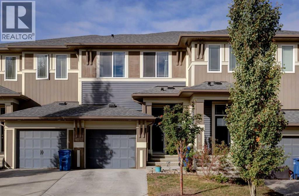 468 Hillcrest Circle Sw, Airdrie, Alberta  T4B 4B3 - Photo 1 - A2262525