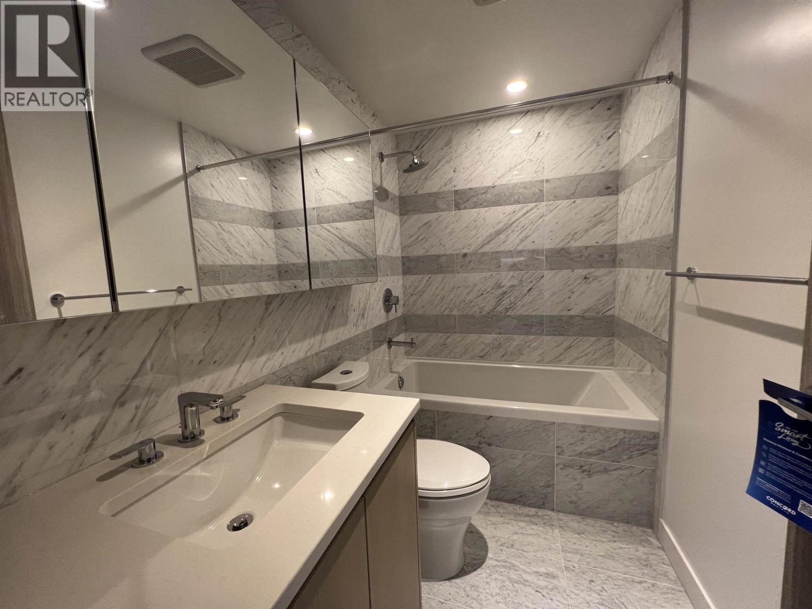 17xx 4720 Lougheed Highway, Burnaby, British Columbia  V5C 0M8 - Photo 8 - R3065851