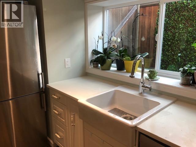 329 W 23rd Street, North Vancouver, British Columbia  V7M 2B6 - Photo 3 - R3065853