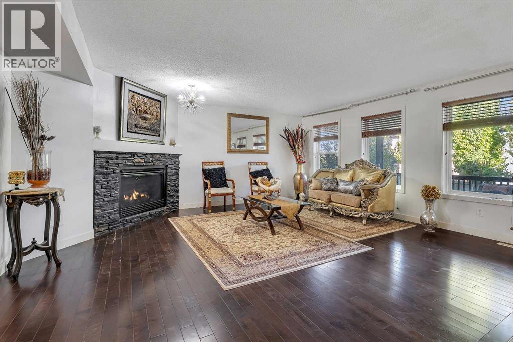 135 Panatella Close Nw, Calgary, Alberta  T3K 6C9 - Photo 8 - A2262996