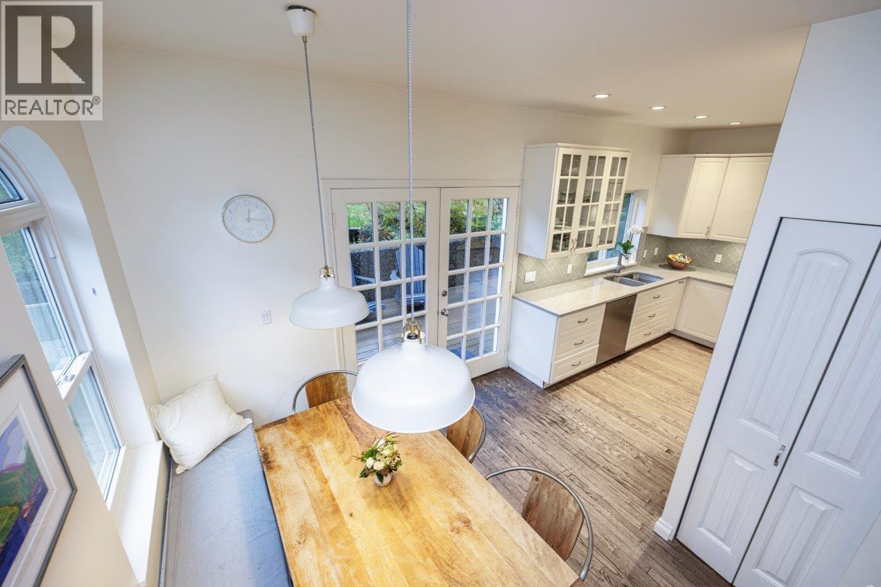 1806 Deep Cove Road, North Vancouver, British Columbia  V7G 1S6 - Photo 17 - R3065385